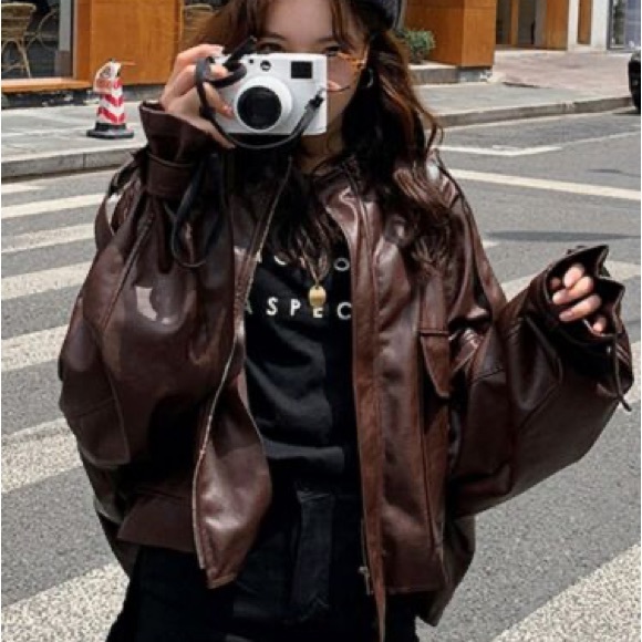 Iconic Bentley motorcycle genuine oversize leather jacket in brown - Picture 13 of 14